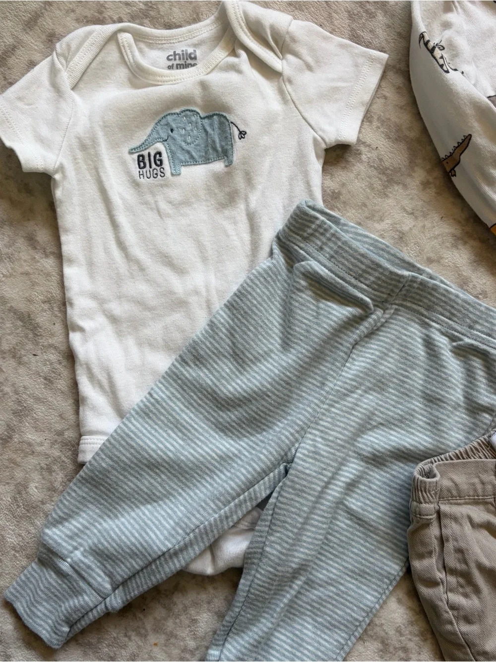 Baby boy 3-6 months bundle - 1 outfit, 1 sleeper, 1 pair of crown & ivy khaki sh